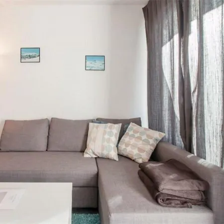 Cosy Pour 4 Avec Balcon Et Wi-fi, Acces Direct Aux Pistes - Fr-1-602-59 * Arette