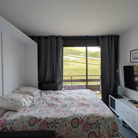 Cosy Pour 4 Avec Balcon Et Wi-fi, Acces Direct Aux Pistes Apartment